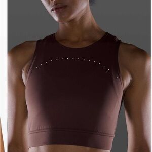 Lululemon Hotty Hot Cropped Tank
Brown Earth